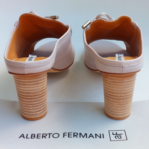 Alberto Fermani dove grey leather mules, EU40, NWT - Picture 5 of 10